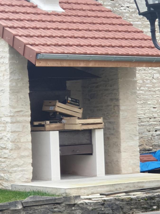 Chambres d'hôtes la Chaumière Arcy-sur-Cure Exterior foto