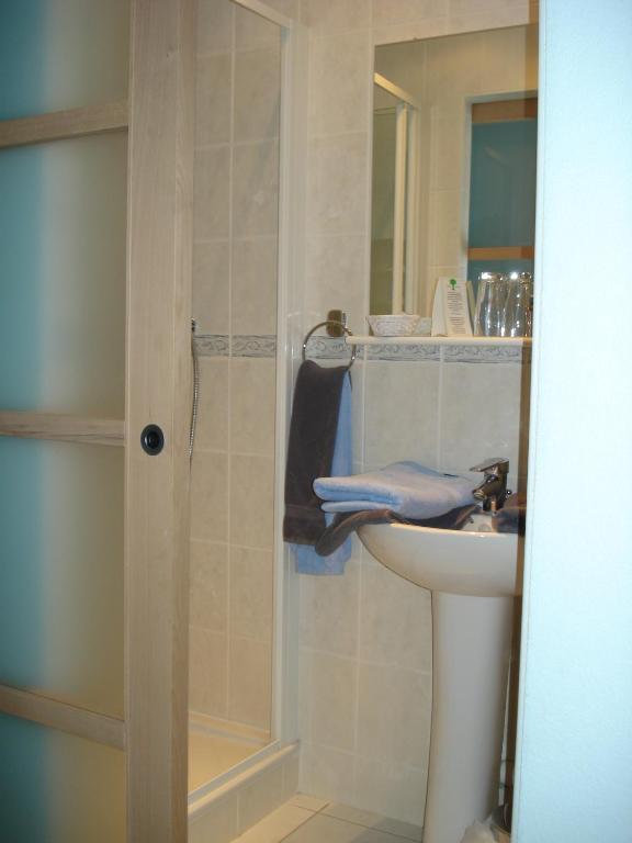 Chambres d'hôtes la Chaumière Arcy-sur-Cure Quarto foto